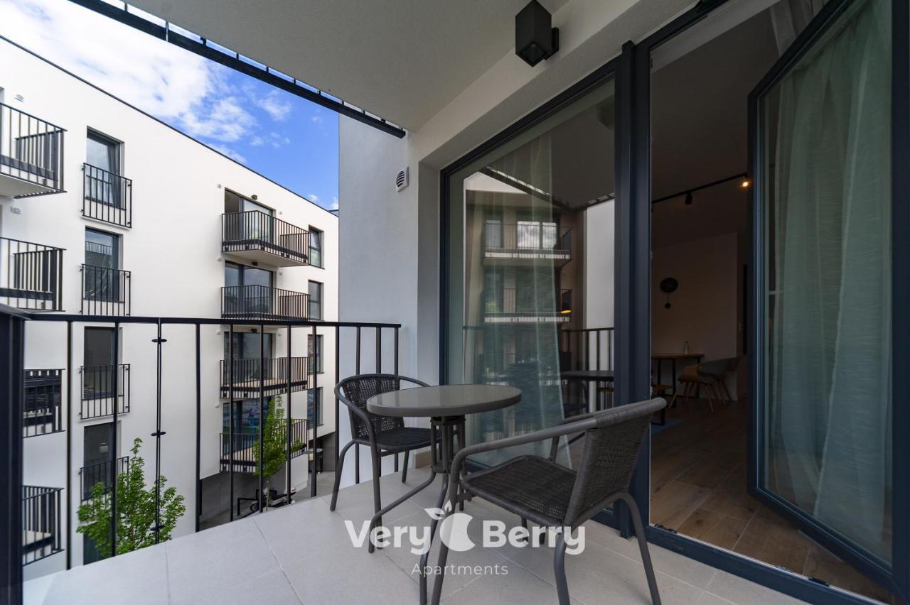 Garbary 104 - Apartament Z Balkonem - Self Check In 24H Познан Екстериор снимка